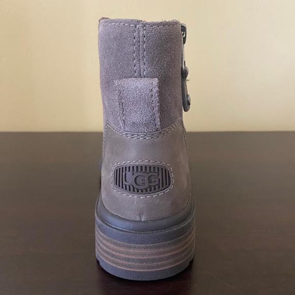 UGG HARRISON ZIP WOMENS LEATHER ZIP UP ANKLE BOOTS - Picture 6 of 7